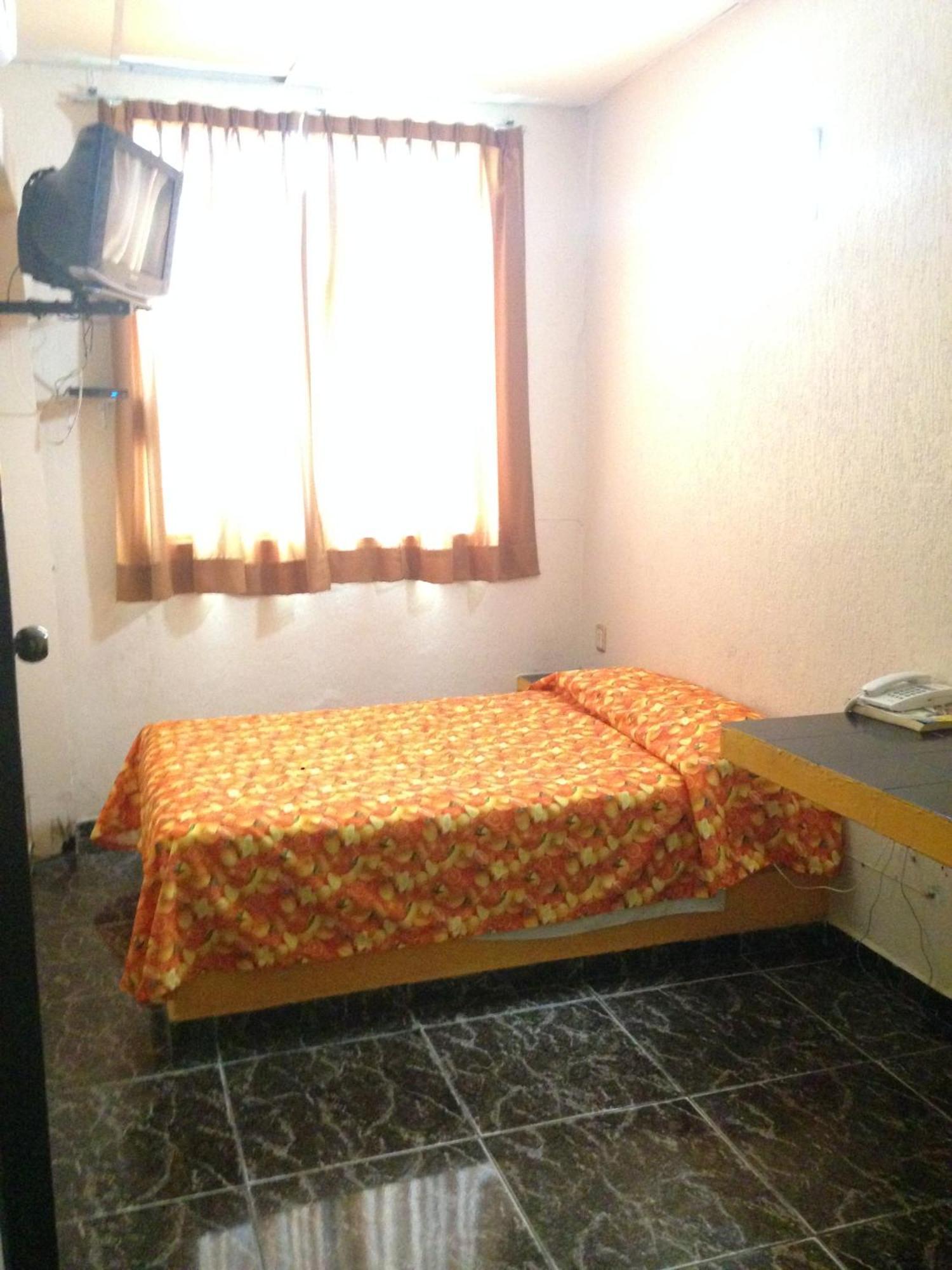 Hotel Moreno Coatzacoalcos Quarto foto